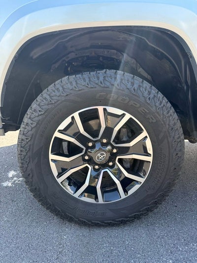 2023 Toyota Tacoma TRD Sport V6