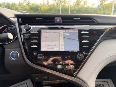 2020 Toyota Camry Hybrid XLE