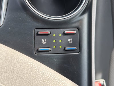 2020 Toyota Camry Hybrid XLE