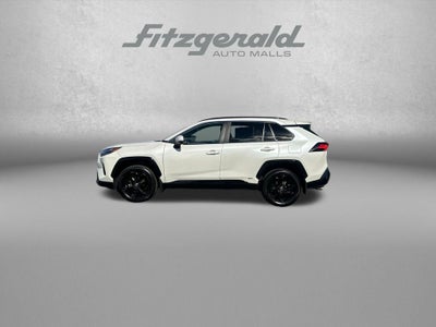 2022 Toyota RAV4 Hybrid SE