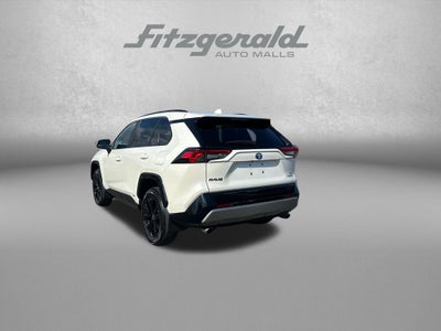 2022 Toyota RAV4 Hybrid SE
