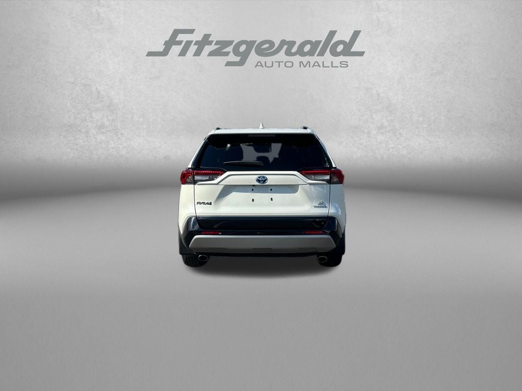 2022 Toyota RAV4 Hybrid SE
