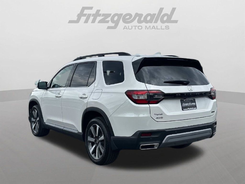 2025 Honda Pilot Touring