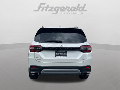 2025 Honda Pilot Touring