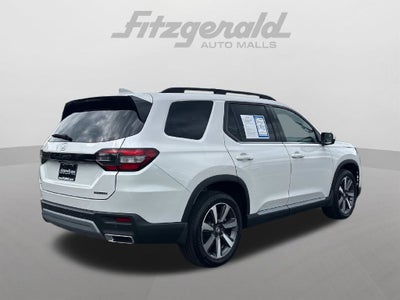 2025 Honda Pilot Touring