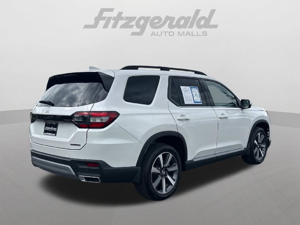2025 Honda Pilot Touring