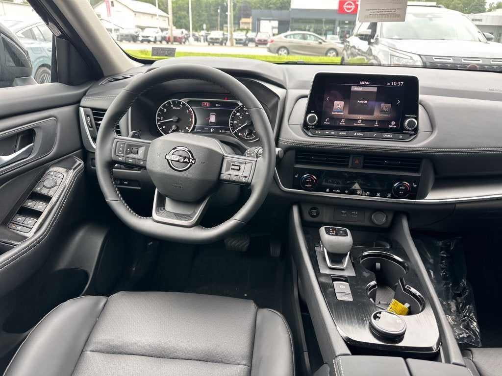 2026 Nissan Rogue Dark Armor™
