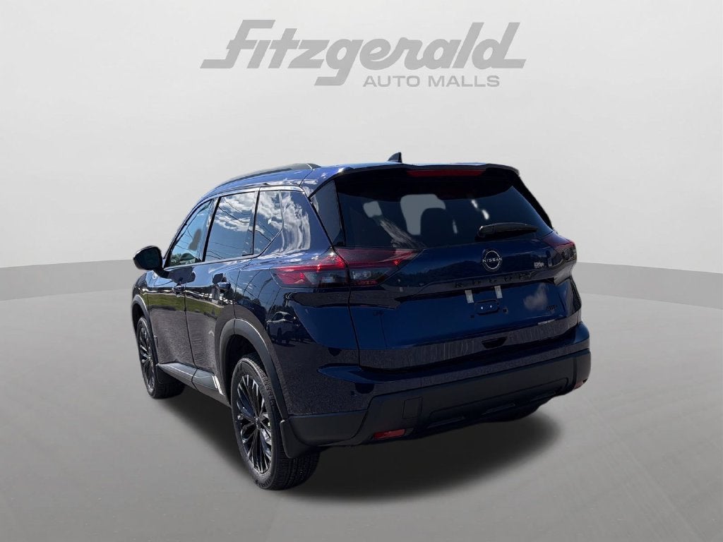 2026 Nissan Rogue Dark Armor™