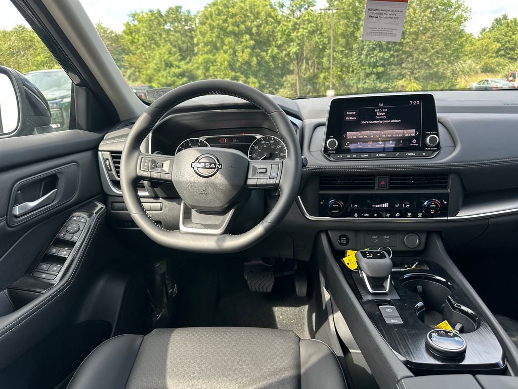 2026 Nissan Rogue Dark Armor™