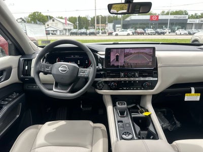 2026 Nissan Pathfinder SL