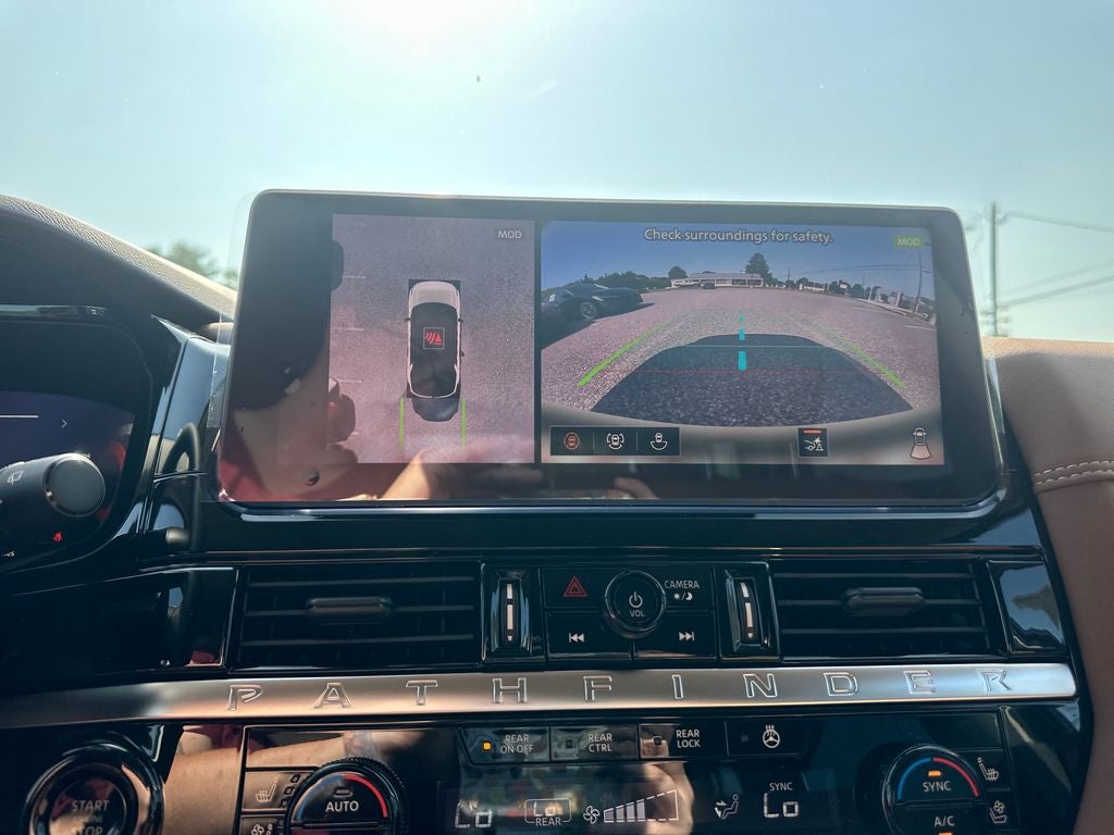 2026 Nissan Pathfinder Platinum