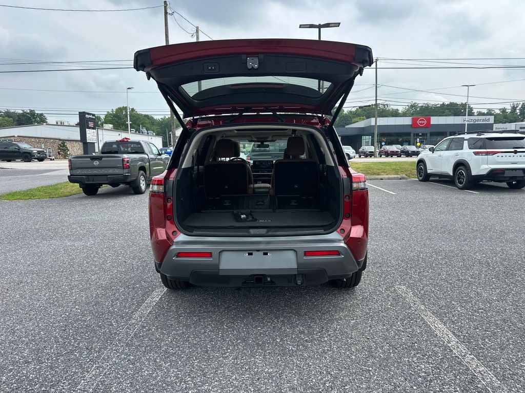 2026 Nissan Pathfinder Platinum