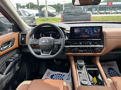 2026 Nissan Pathfinder Platinum