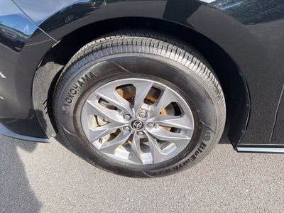 2025 Toyota Sienna LE 8 Passenger