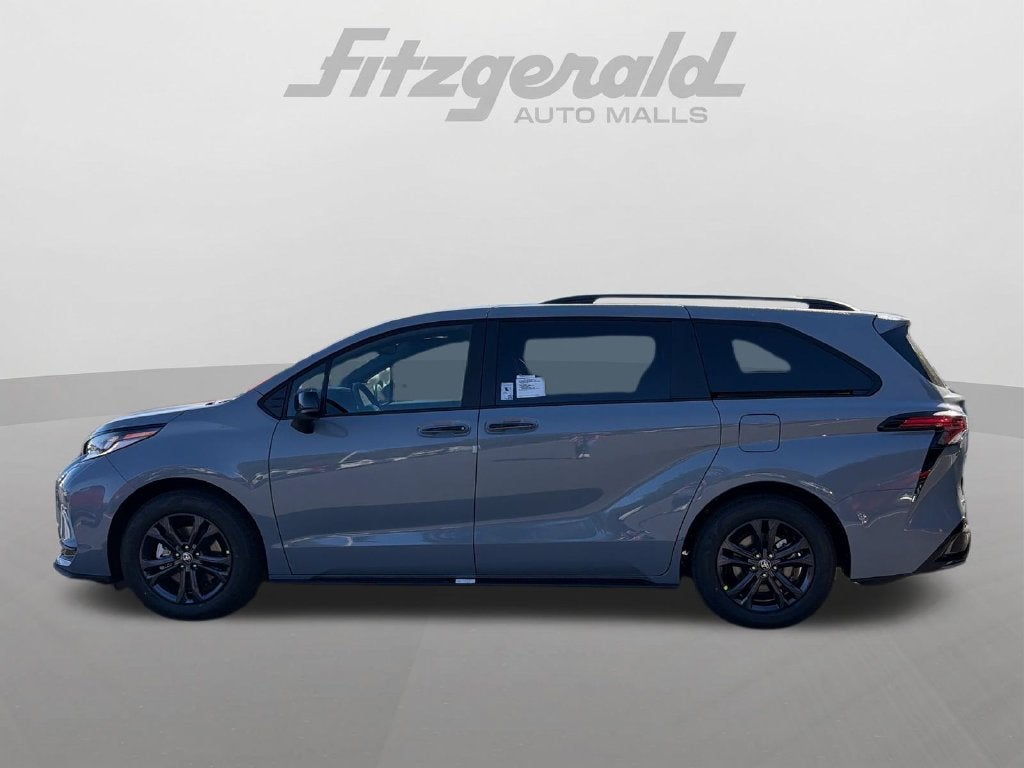 2026 Toyota Sienna XSE 7 Passenger