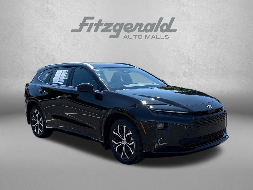 2025 Toyota Crown Signia XLE