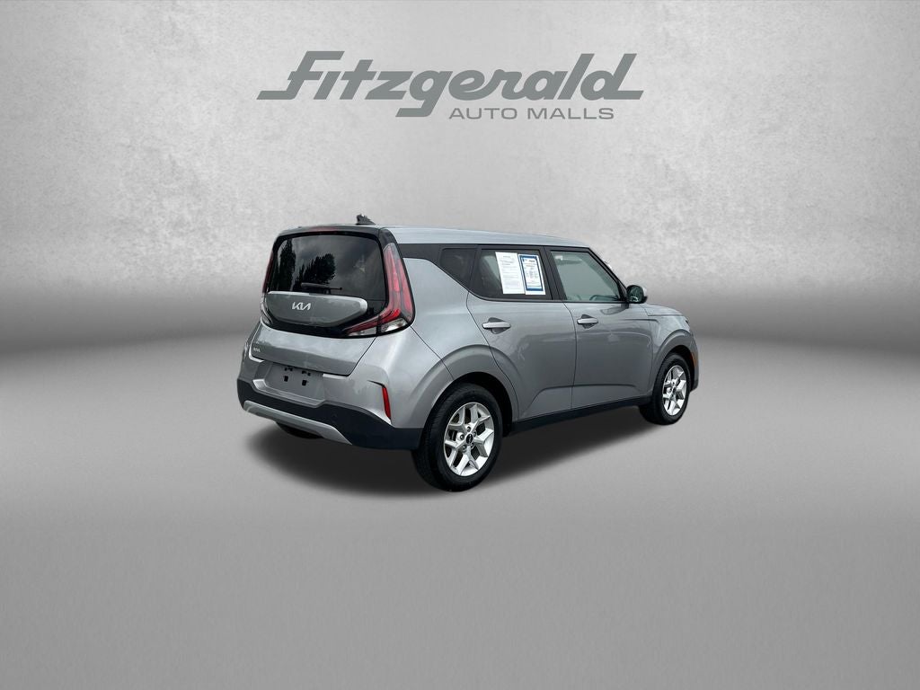 2024 Kia Soul LX