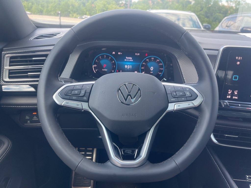 2026 Volkswagen Atlas Cross Sport SEL Premium R-Line