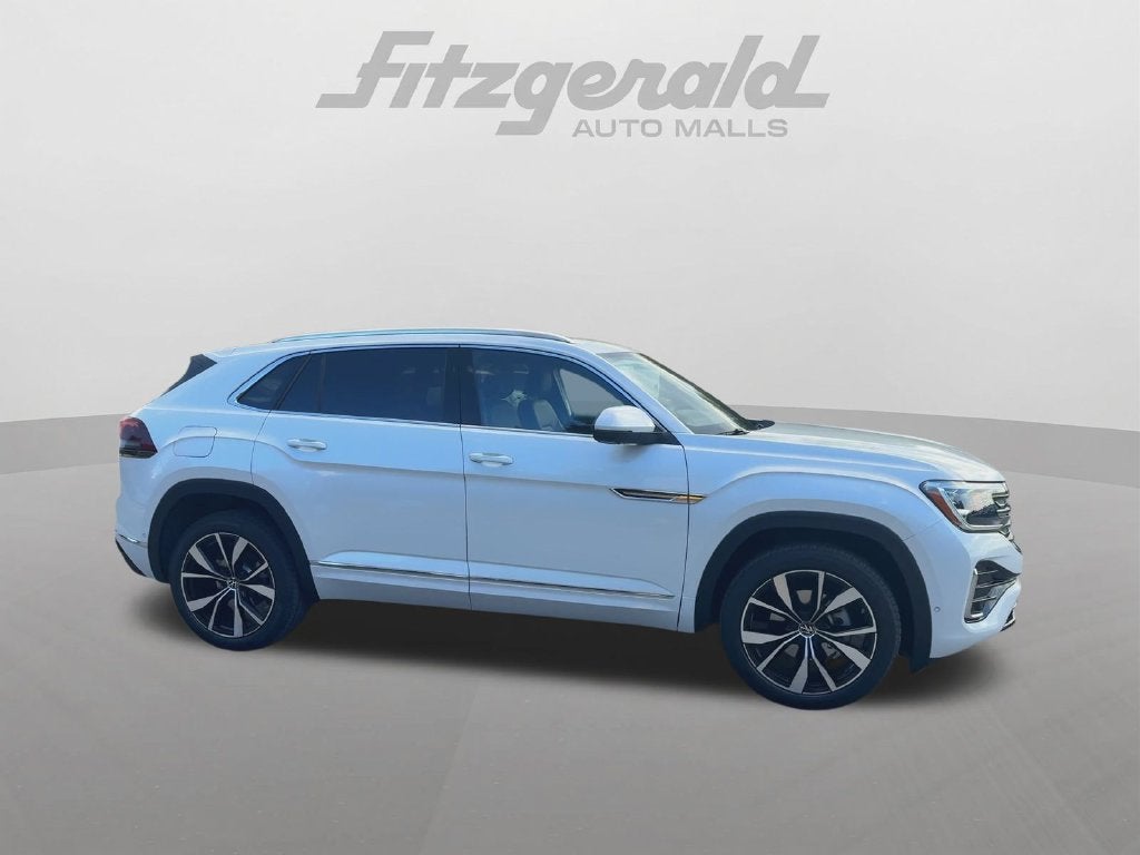 2026 Volkswagen Atlas Cross Sport SEL Premium R-Line