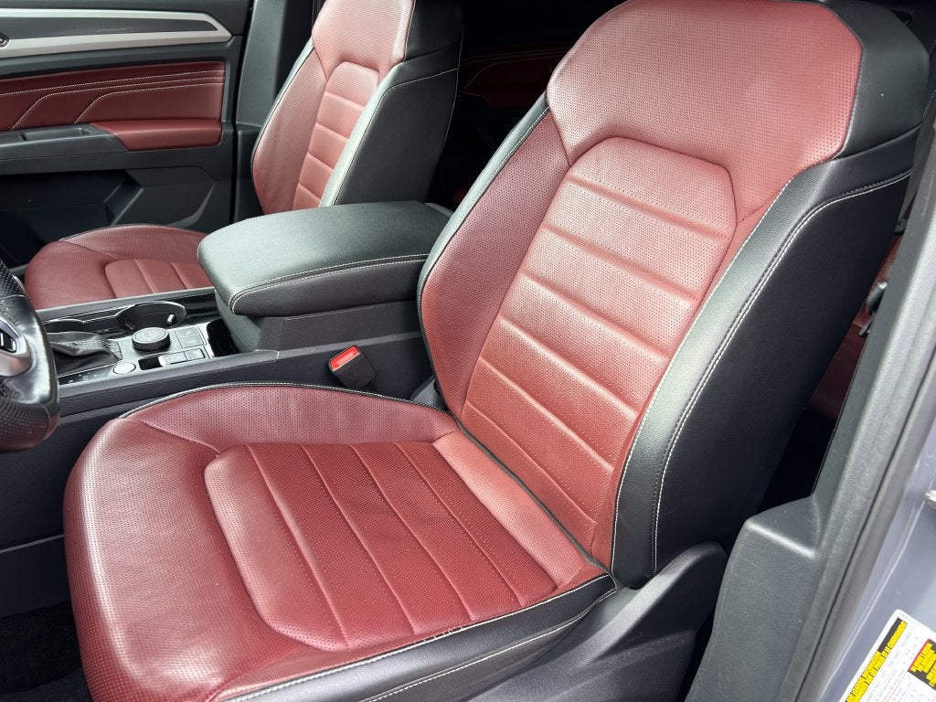 2022 Volkswagen Atlas Cross Sport 3.6L V6 SEL Premium R-Line