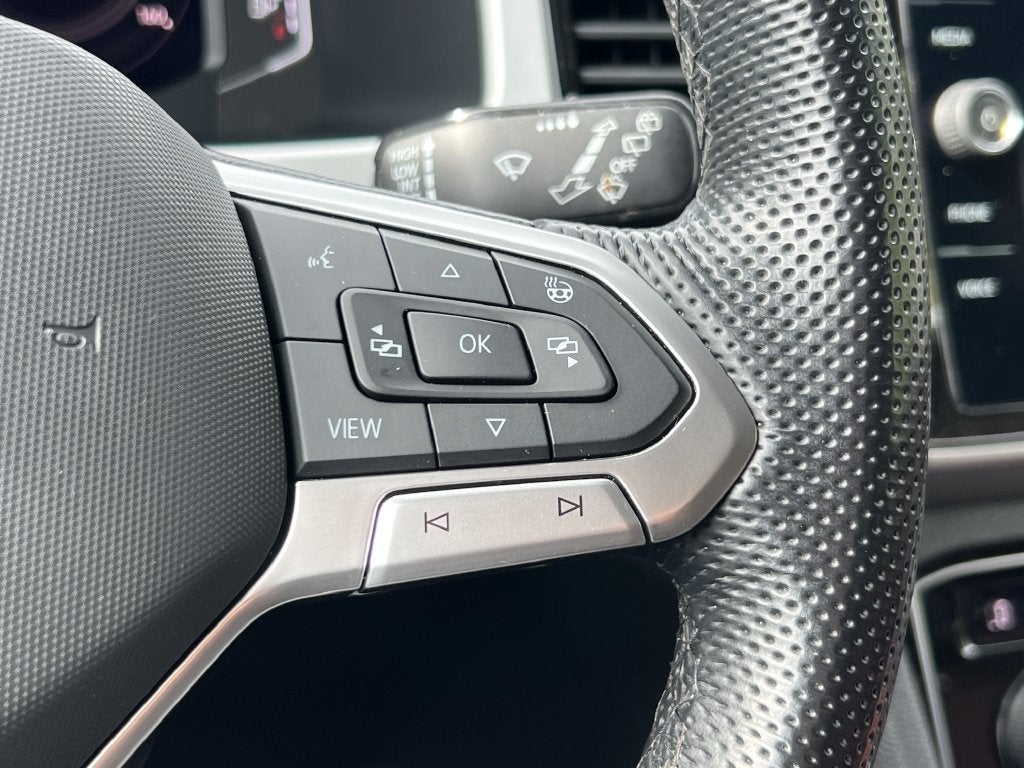 2022 Volkswagen Atlas Cross Sport 3.6L V6 SEL Premium R-Line