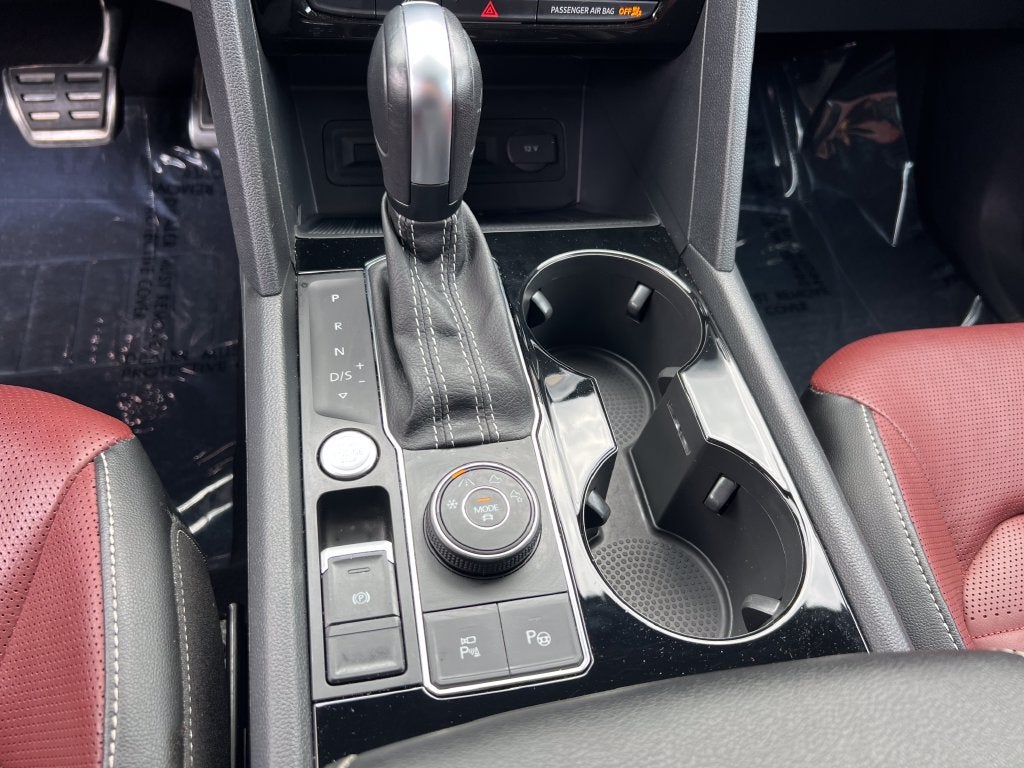 2022 Volkswagen Atlas Cross Sport 3.6L V6 SEL Premium R-Line