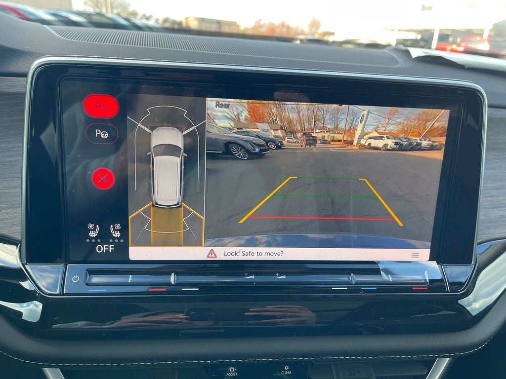 2026 Volkswagen Atlas 2.0T SEL Premium R-Line