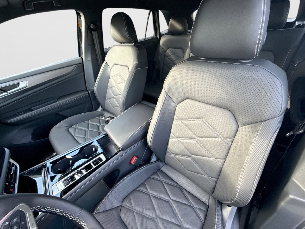 2026 Volkswagen Atlas Cross Sport SE w/Technology