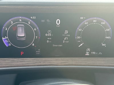 2027 Volkswagen Atlas SE w/Technology