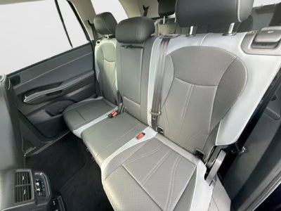 2027 Volkswagen Atlas SE w/Technology