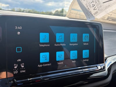 2026 Volkswagen Atlas Cross Sport 2.0T SE w/Technology