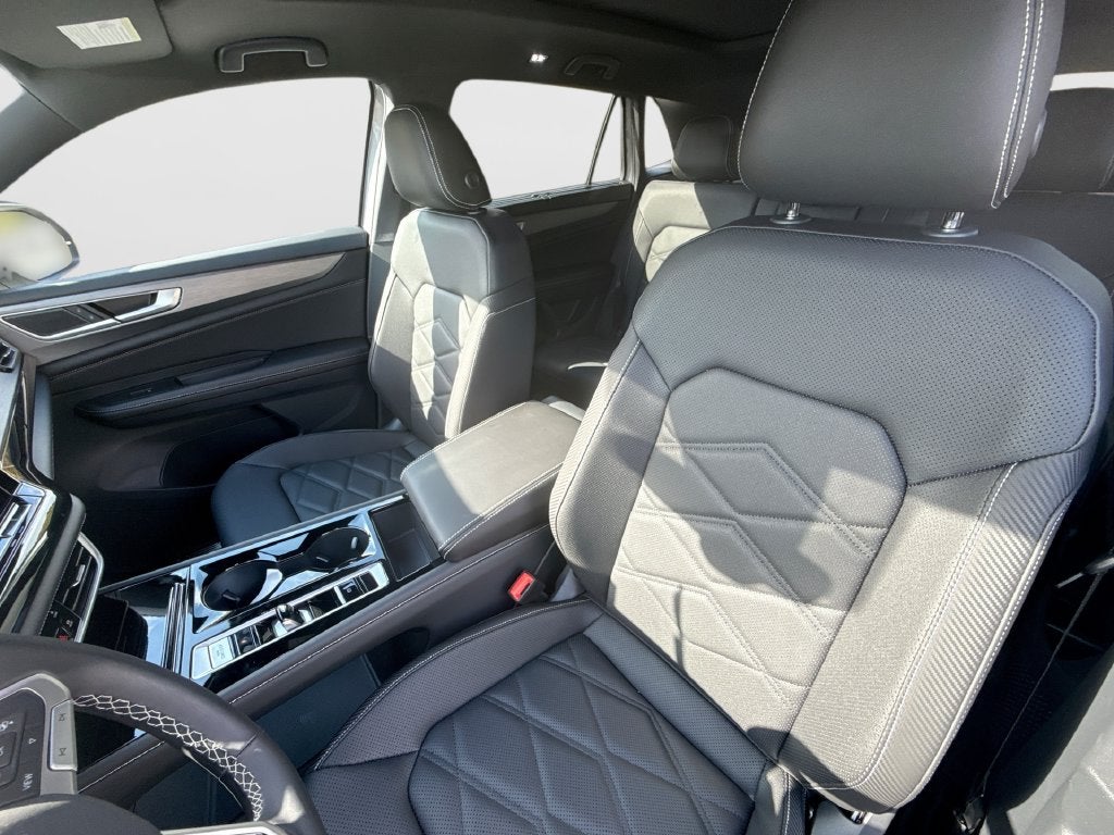 2026 Volkswagen Atlas Cross Sport SE w/Technology