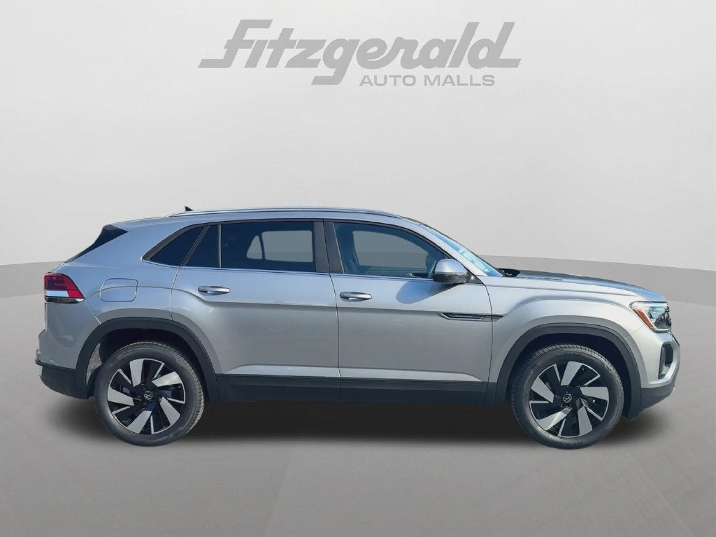 2026 Volkswagen Atlas Cross Sport SE w/Technology