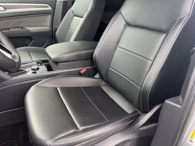 2022 Volkswagen Atlas 2.0T SE w/Technology