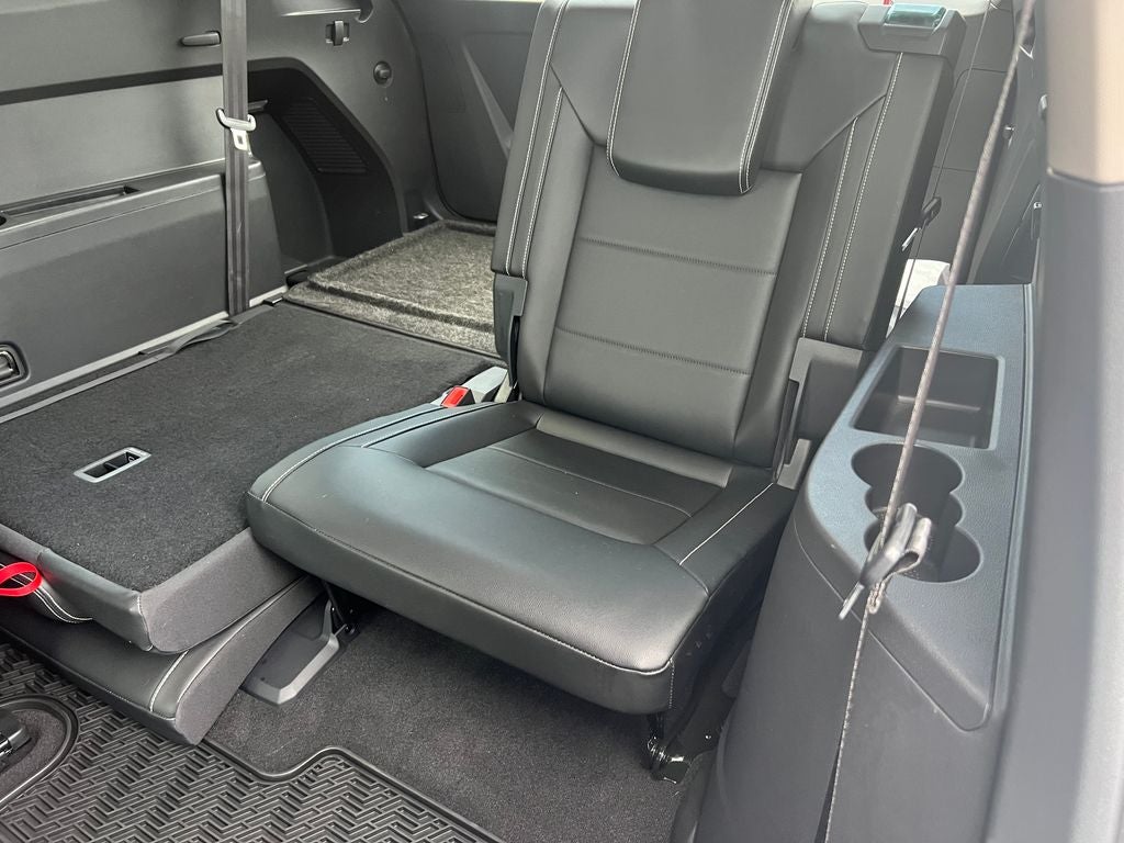 2022 Volkswagen Atlas 2.0T SE w/Technology