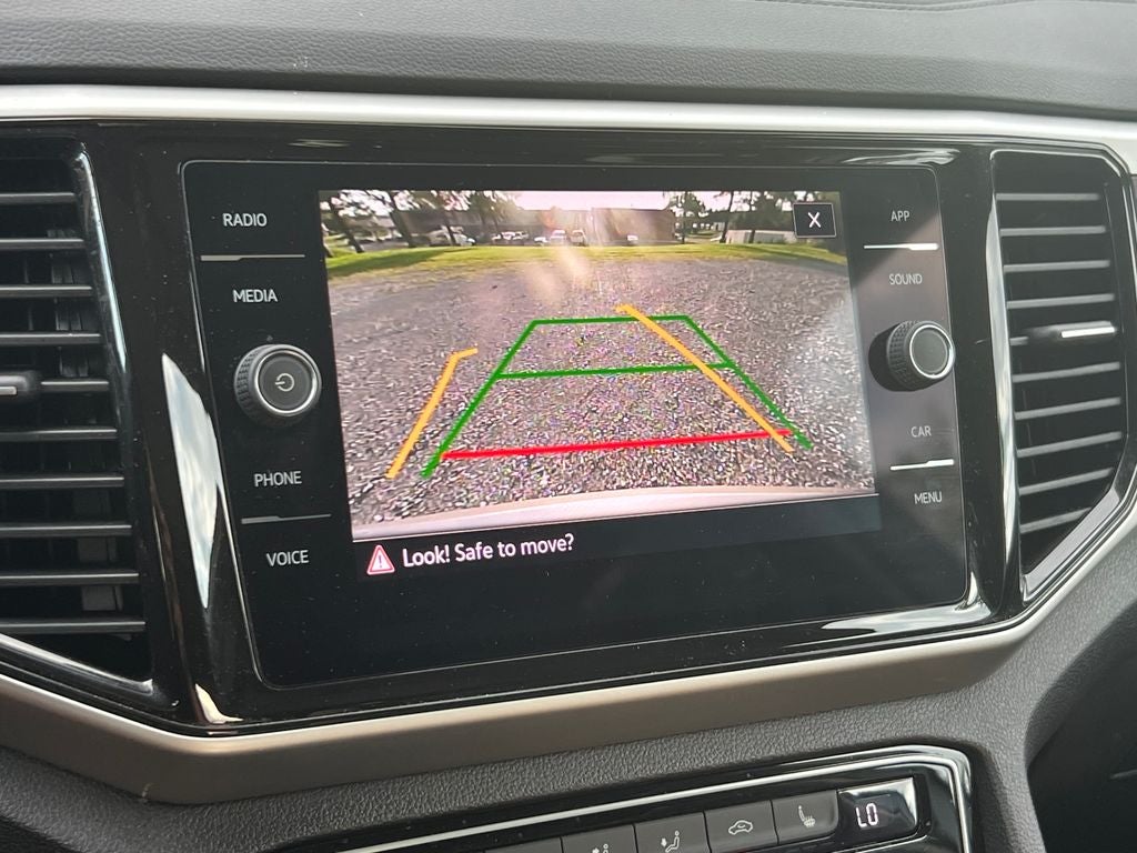 2022 Volkswagen Atlas 2.0T SE w/Technology