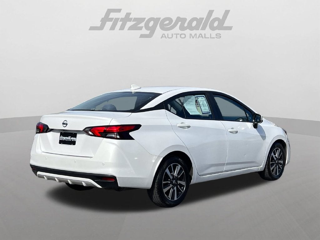2022 Nissan Versa 1.6 SV
