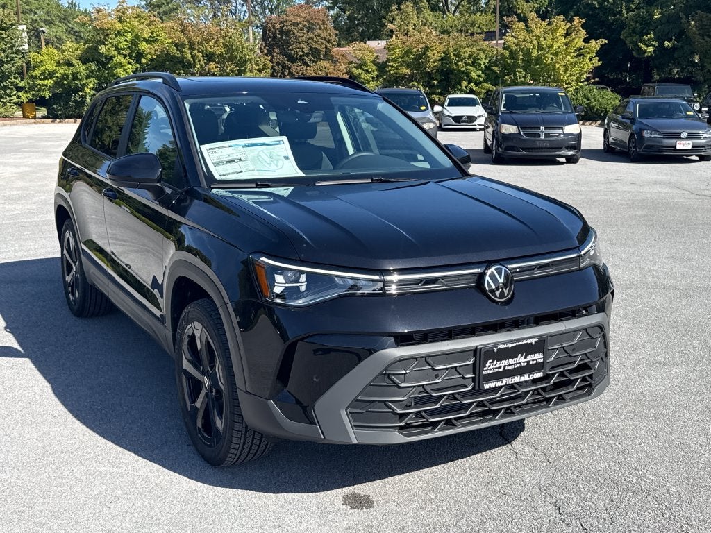 2027 Volkswagen Taos 1.5T SE Black