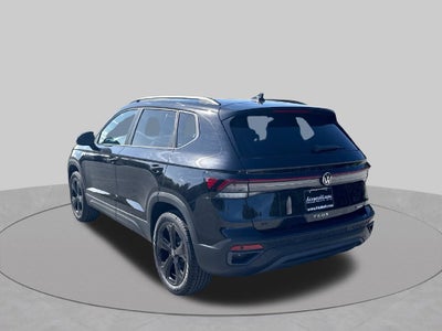 2027 Volkswagen Taos 1.5T SE Black