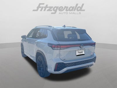 2026 Volkswagen Tiguan SE R-Line Black