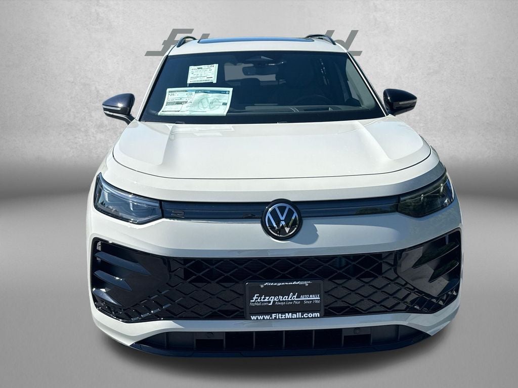 2026 Volkswagen Tiguan 2.0T SE R-Line Black