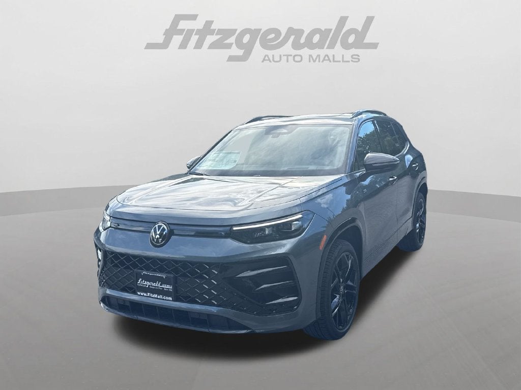 2026 Volkswagen Tiguan 2.0T SE R-Line Black