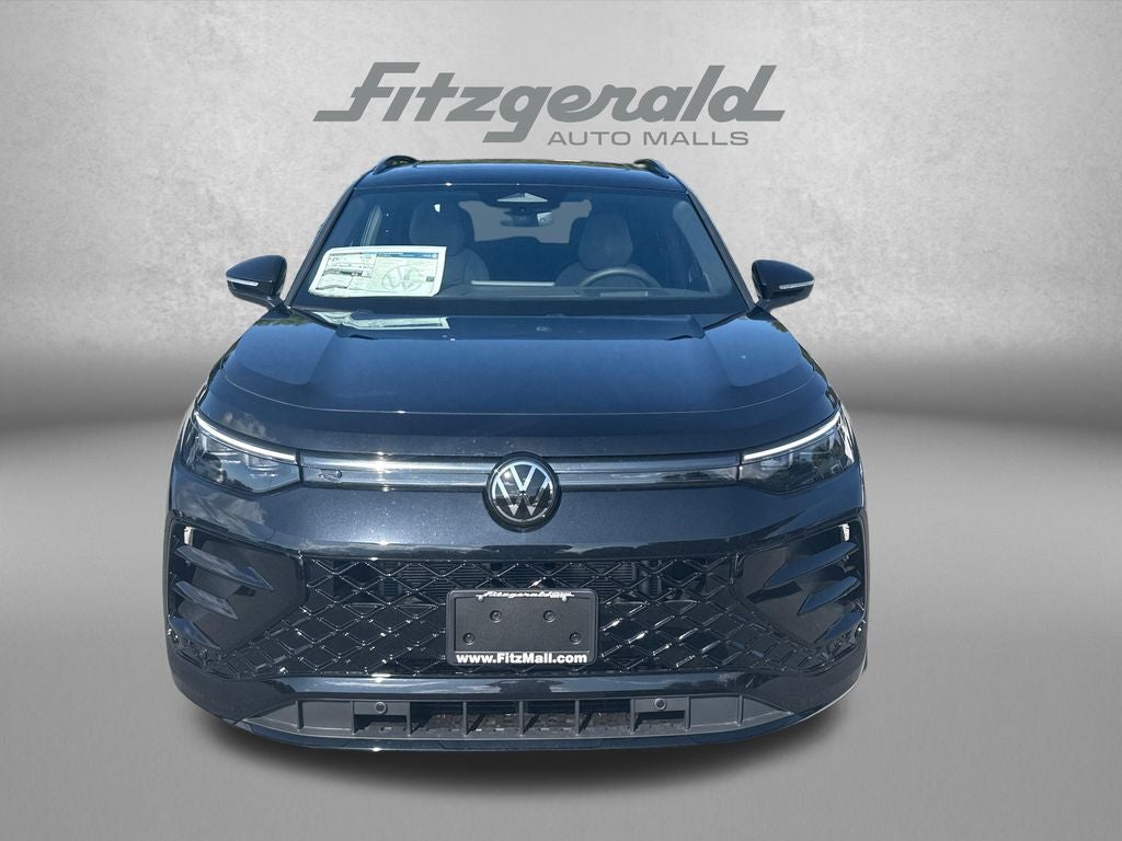 2026 Volkswagen Tiguan 2.0T SE R-Line Black