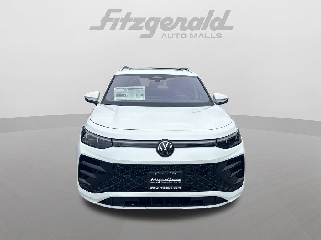 2026 Volkswagen Tiguan SEL R-Line Turbo