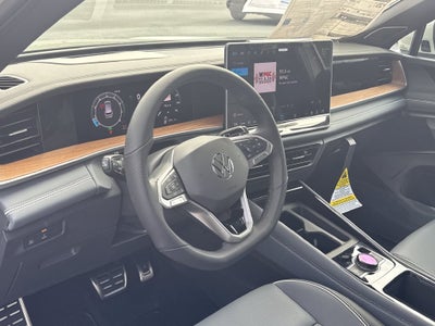 2026 Volkswagen Tiguan SEL R-Line Turbo