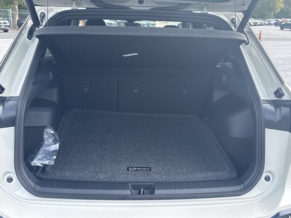 2026 Volkswagen Tiguan SEL R-Line Turbo