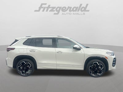 2026 Volkswagen Tiguan SEL R-Line Turbo