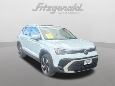 2027 Volkswagen Taos 1.5T SE