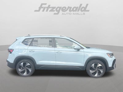 2027 Volkswagen Taos 1.5T SE