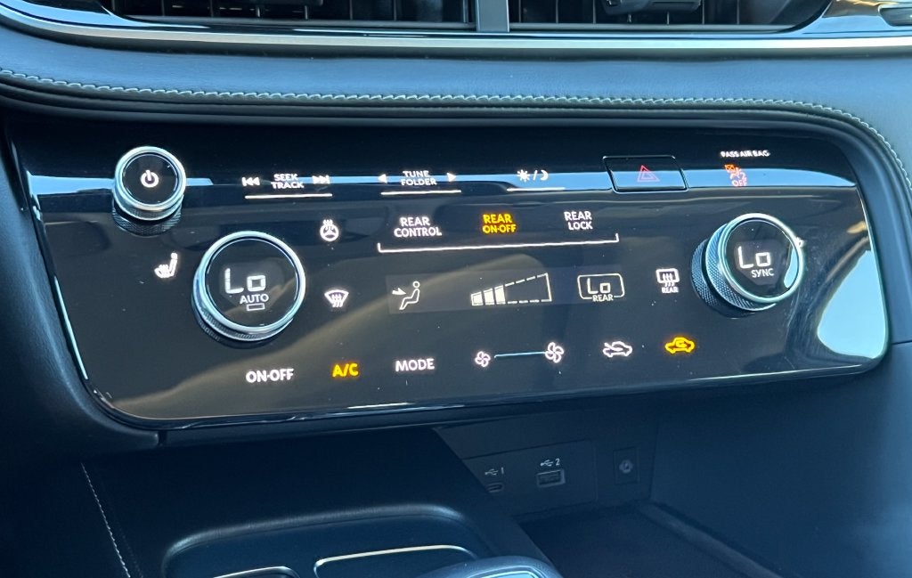 2023 INFINITI QX60 LUXE